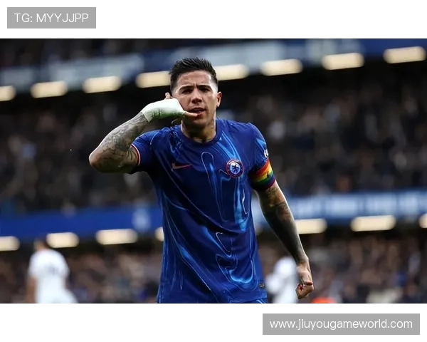 切尔西新星崭露头角表现出色 展现无限潜力未来可期